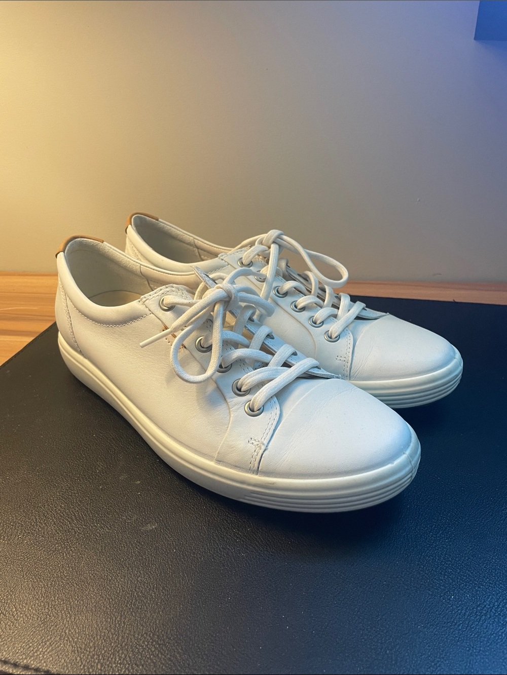 Ecco Soft 7 Shoes
